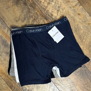 CALVIN KLEIN 4-Pack Boys Boxer Briefs, Size L (12/14), NWT